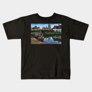 Hungerford Wharf in West Berkshire Kids T-Shirt